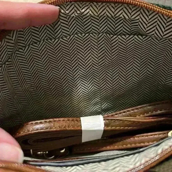 NWT Jen& Co Purse - Picture 3 of 5